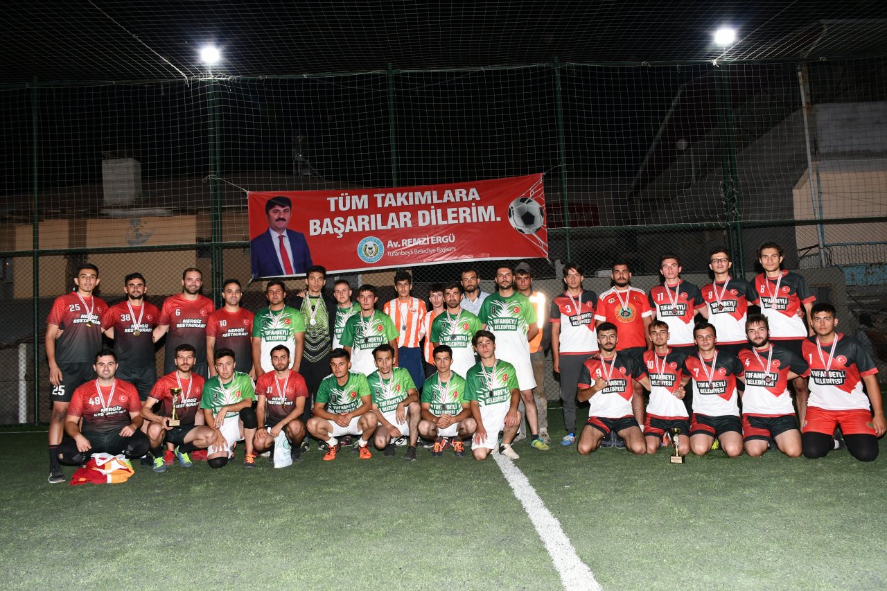 ÖDÜLLÜ FUTBOL TURNUVASI SONA ERDİ